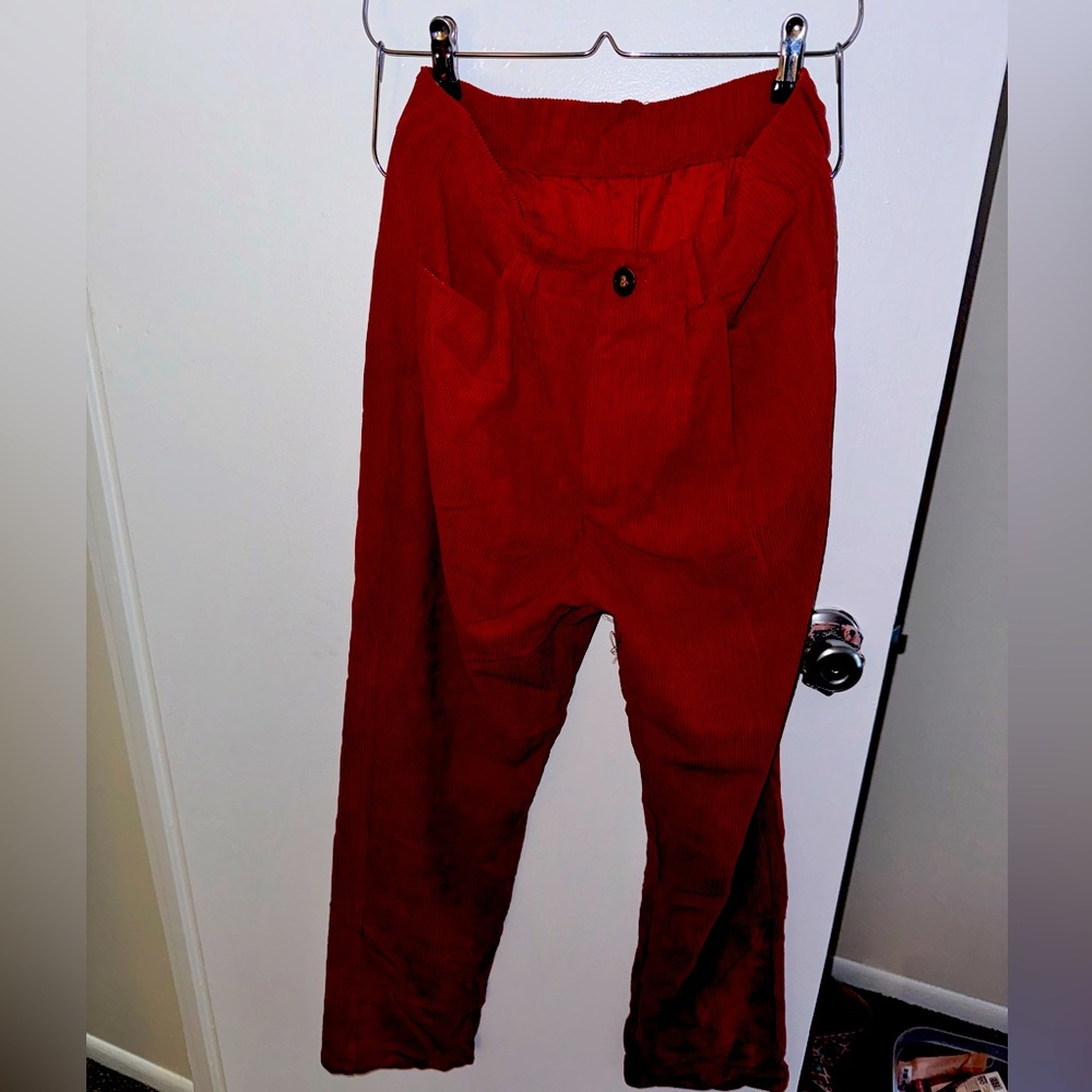 Tapered corduroy pants size 6